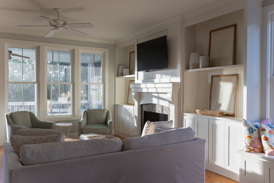 Living room morning light