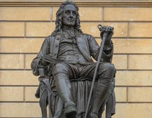 Obraz premium Ludvig Holberg statue in Copenhagen, by Theobald Stein
