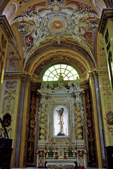 Fototapeta premium interior of the cathedral of Our Lady of the Garden, located in Chiavari genoa italy
