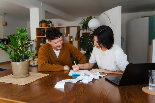 Couple assesses home costs