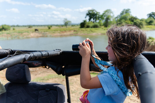 Kid Safari Adventure With Cameras, traveler Sri Lanka
