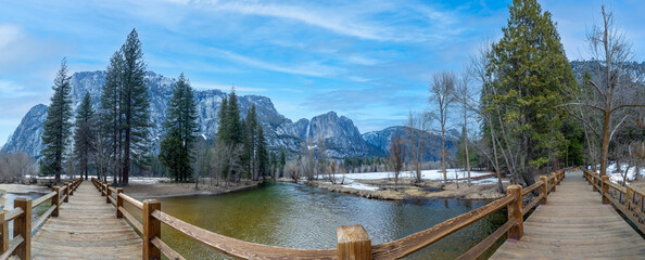 beautiful view in Yosemite valley with half dome and el capitan © travelview