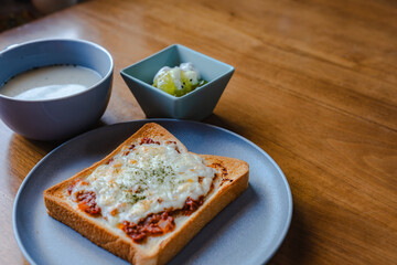 朝食のテーブルフォト