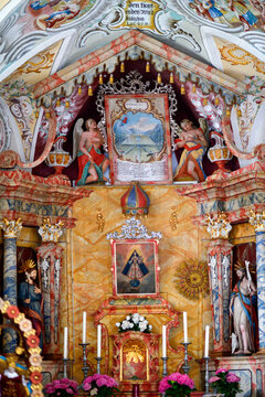 Innenansicht der Wallfahrtskirche Santuario Tre Fontane Sacre, Kapelle in der N&auml;he von Trafoi im Vinschgau, S&uuml;dtirol