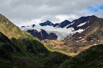 Obraz premium Dosegu-Gletscher in der Nähe des Gaviapasses (Passo del Gavia) in der italienischen Lombardei 
