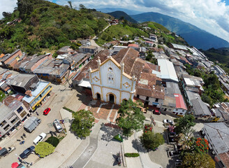 Fototapeta premium Guadalupe, Antioquia - Colombia. December 29, 2025. Aerial view with drone, with an average temperature of 27 degrees Celsius.