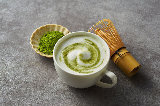 日本の抹茶　抹茶ラテのイメージ