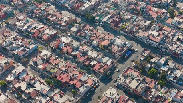 Urban street movement in Ecatepec captured from a low-flying drone