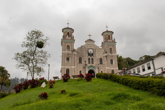 igreja de santa rita de cassia em santa rita de jacutinga