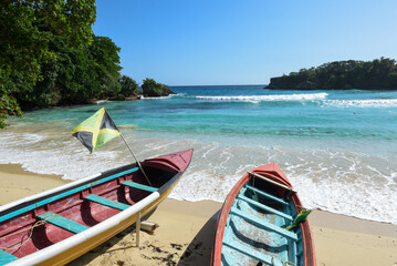Naklejka premium View at the beach of Boston Bay in Jamaica