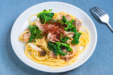 菜の花と豚肉の和風パスタ