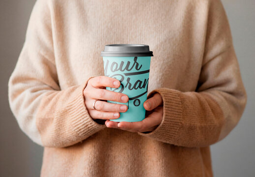 Takeaway Coffee Cup Mockup &ndash; Minimal beverage presentation