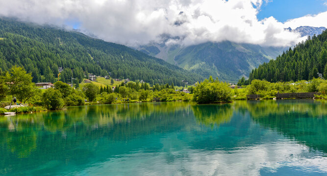 Der Suldensee im Bergdorf Sulden (Solda) in S&uuml;dtirol, Italien
