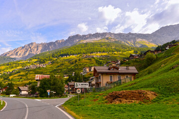 Obraz premium Gaviapass-Straße (SS300) vor Sant'Antonio di Valfurva, Lombardei (Italien)