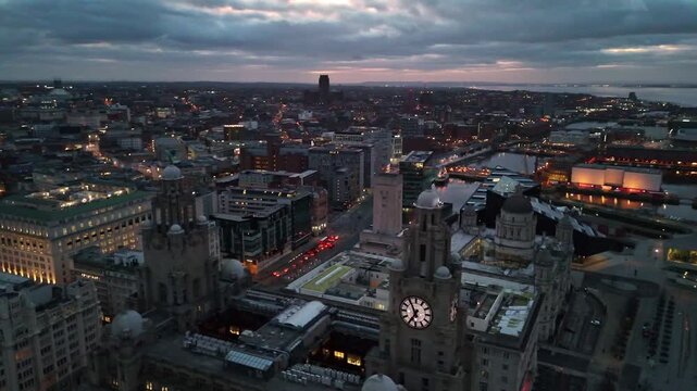 Liverpool Skyline Twilight: Royal Liver Building and Cityscape at Dawn