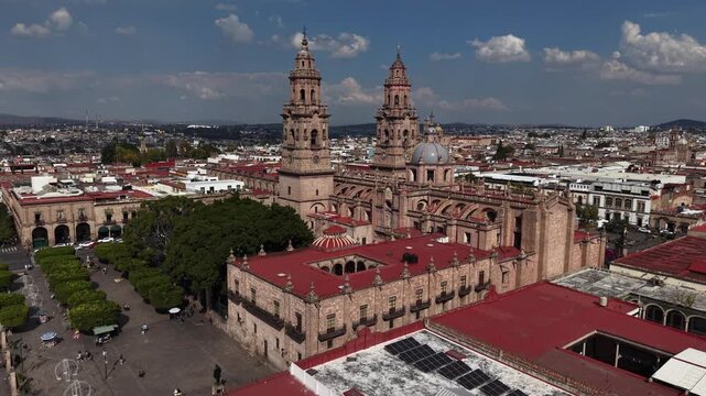 Morelia Cathedral Aerial Vertical Rise &ndash; Drone Ascending with Tilt Down Over Historic Mexican City