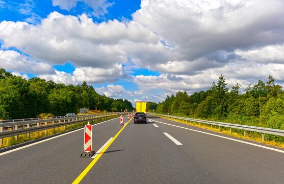 A81 in Fahrtrichtung Westen bei Ahorn in Baden-W&uuml;rttemberg