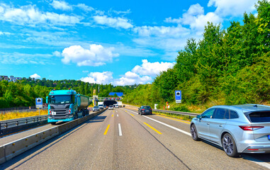 A81 in Fahrtrichtung S&uuml;den vor dem Engelbergtunnel in Baden-W&uuml;rttemberg