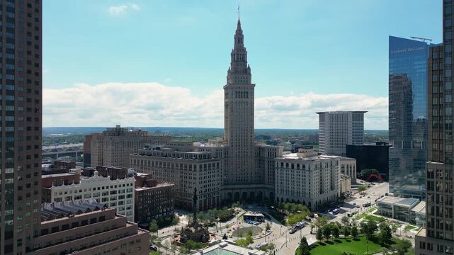 Sunny day in Public Square in Cleveland, OH