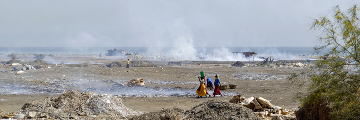 Fumerie de poissons au Sénégal © PPJ