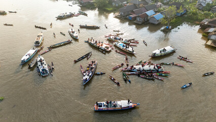 A traditional floating market selling produce, fruit and vegetables on the Martapura River and canals in Banjarmasin, South Kalimantan