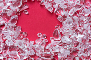 赤背景に細かい水晶