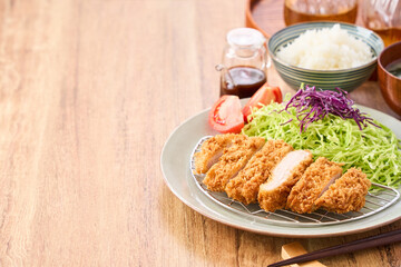 ロースとんかつ定食