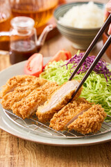 ロースとんかつ定食