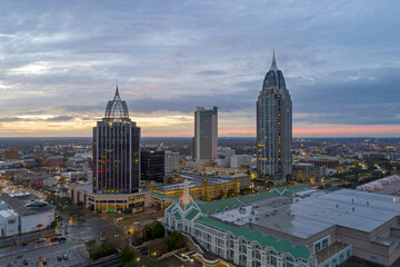 Fototapeta premium Downtown Mobile, Alabama at sunset