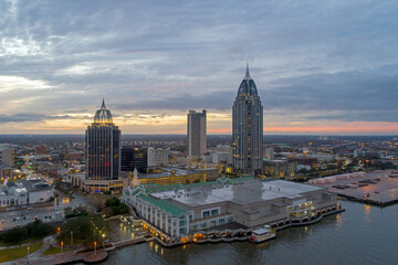 Fototapeta premium Downtown Mobile, Alabama at sunset