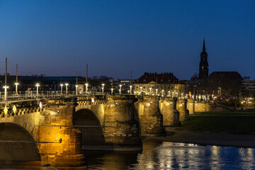 Fototapeta premium Augustus Brucke Bridge. Historical panorama of the city of Dresden