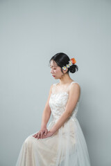 ウェディングドレスを着た花嫁