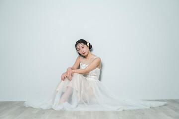 ウェディングドレスを着た花嫁