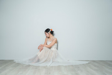 ウェディングドレスを着た花嫁