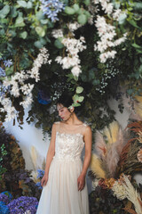 ウェディングドレスを着た花嫁