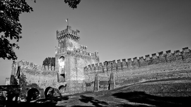 Italia in bianco e nero. Rocca degli Alberi e cinta muraria di Montagnana,Padova. Italia	