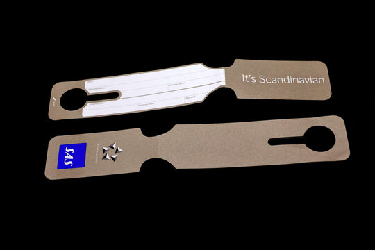 2 &eacute;tiquettes pour les bagages compagnie it's scandinavian