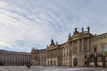 Obraz premium facade of historic building in berlin
