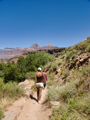 Wanderung vom South Rim in die Tiefe des Grand Canyon zum Colorado River