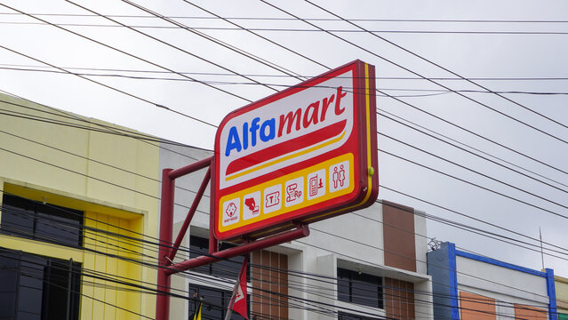 PT Sumber Alfaria Trijaya Tbk or Alfamart is a primarily-franchised Indonesian convenience store chain, with stores spread across Indonesia and the Philippines.	
