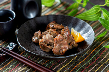 皿に盛った砂ズリ