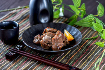 皿に盛った砂ズリ