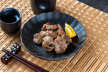 皿に盛った砂ズリ