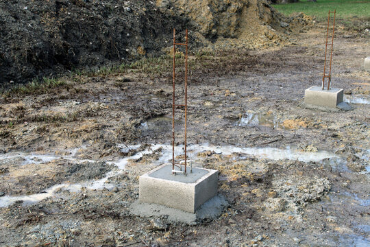 Colonne semelle de fondation b&eacute;ton arm&eacute;