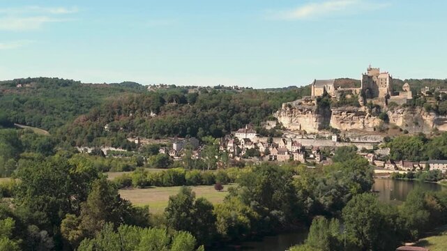Beynac-et-cazenac vue du drone