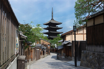 Obraz premium 京都祇園の八坂の塔