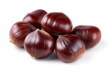 Obraz premium Shiny brown chestnuts piled together on white background