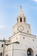 Obraz premium Spasskaya Tower in sunny summer day. Kazan Kremlin. Republic of Tatarstan. Kazan. Russia