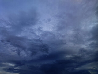 Obraz premium Dark sky composed of purple, blue, pink for graphic design or wallpaper.