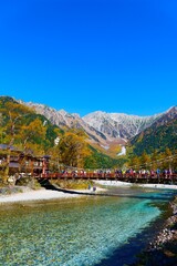 中部山岳国立公園、秋の上高地。松本、長野、日本。10月下旬。